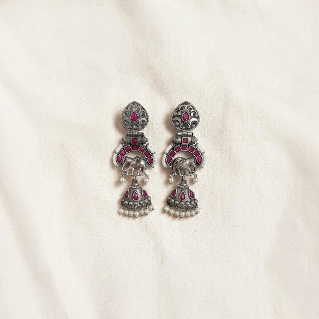 Madhuri Danglers