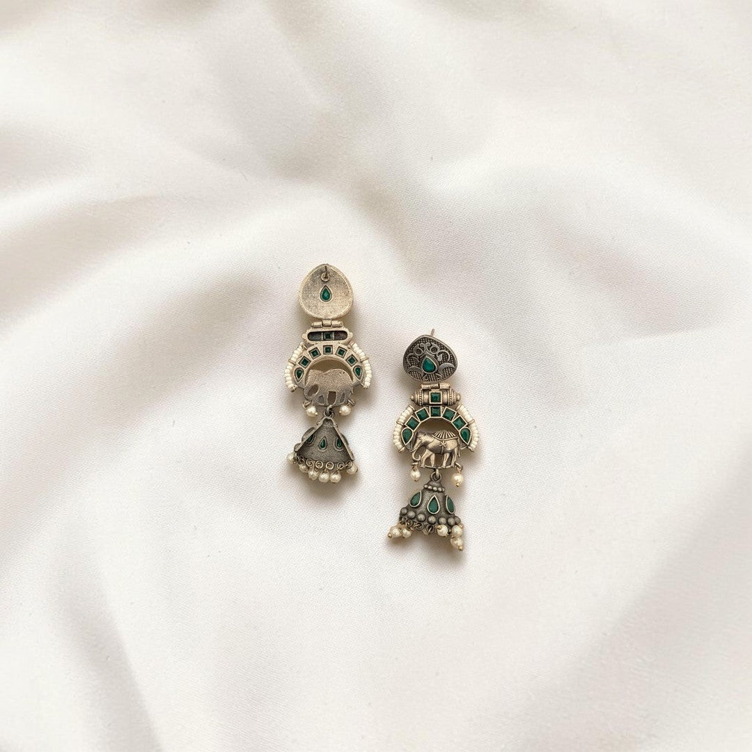 Madhuri Danglers