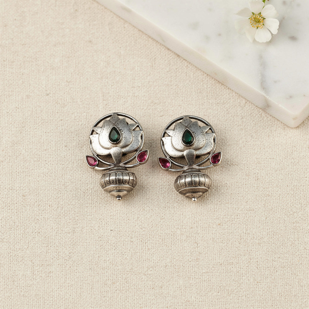 Lotus Stud