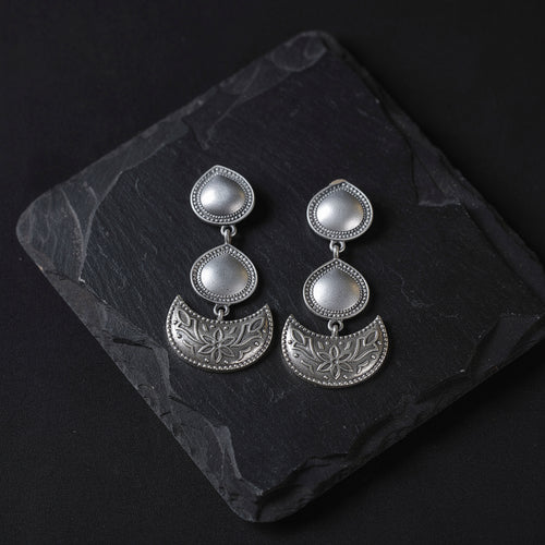 Crescent Danglers