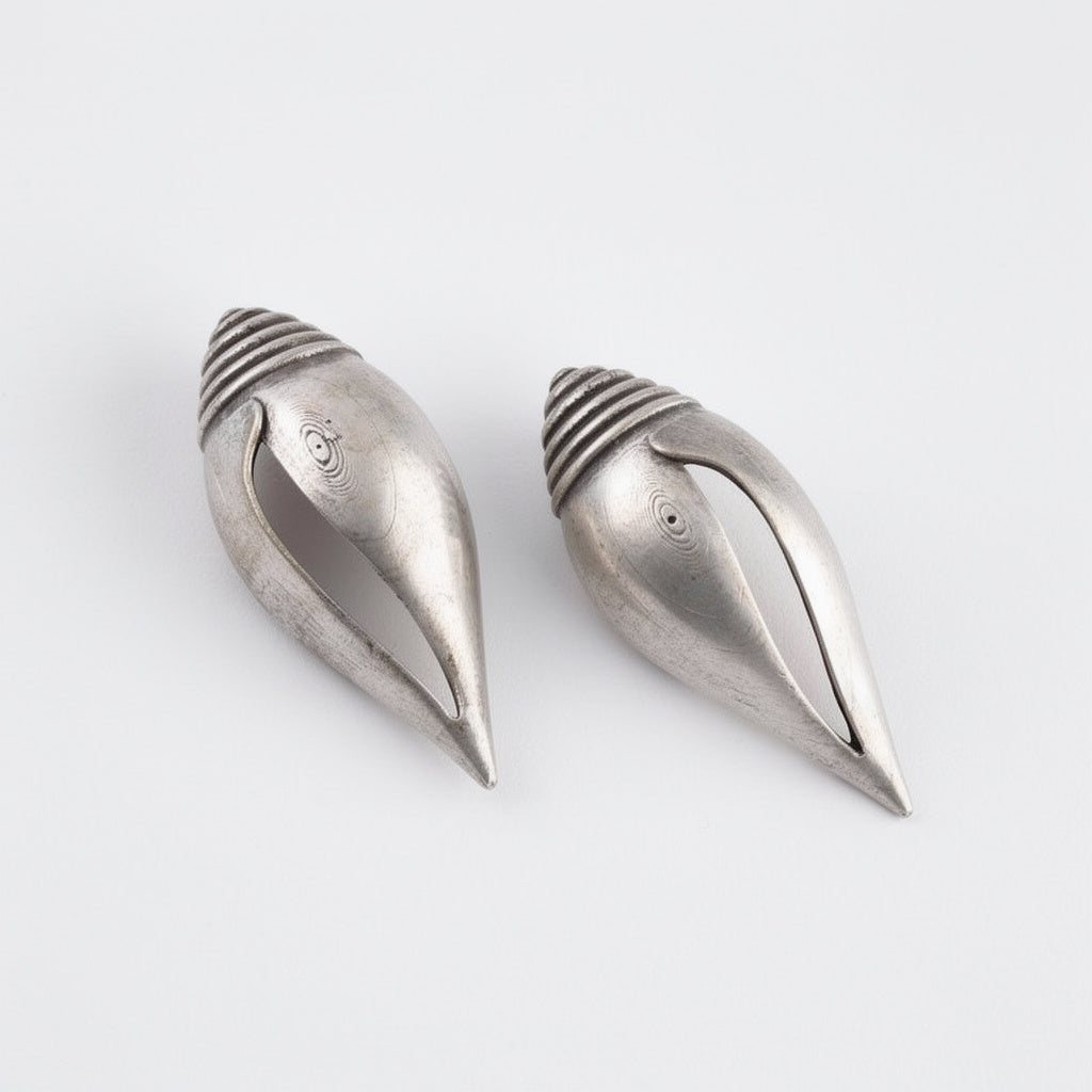 Conch Studs
