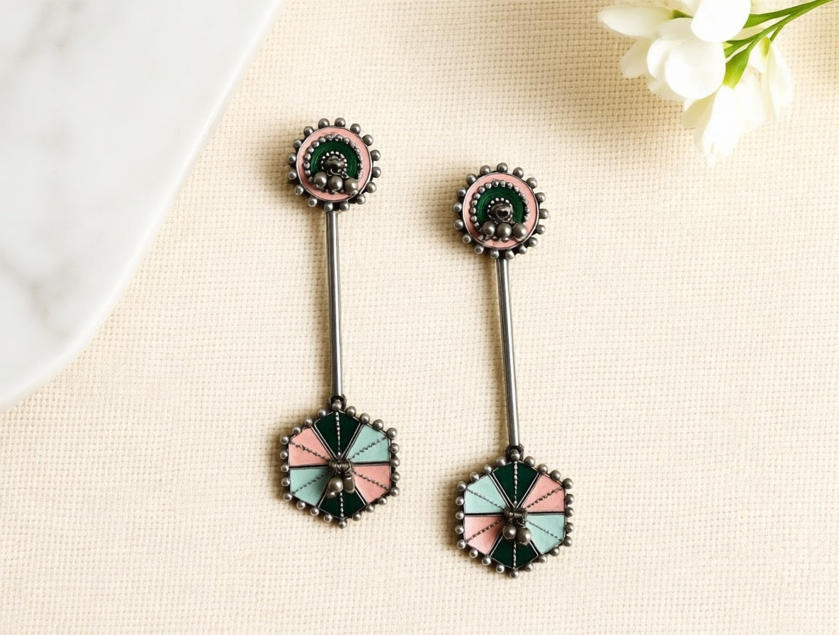 Pendulam Danglers