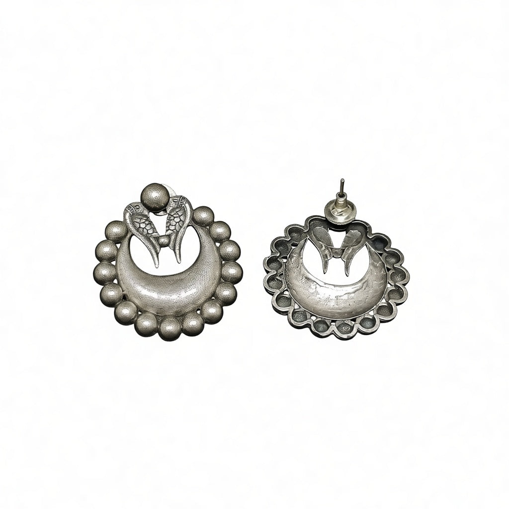 Crescent Rimmed Studs